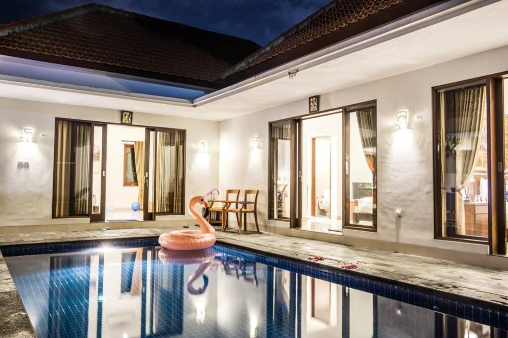 Villa Akmali Berawa - 3 Bedrooms Чангу Екстер'єр фото